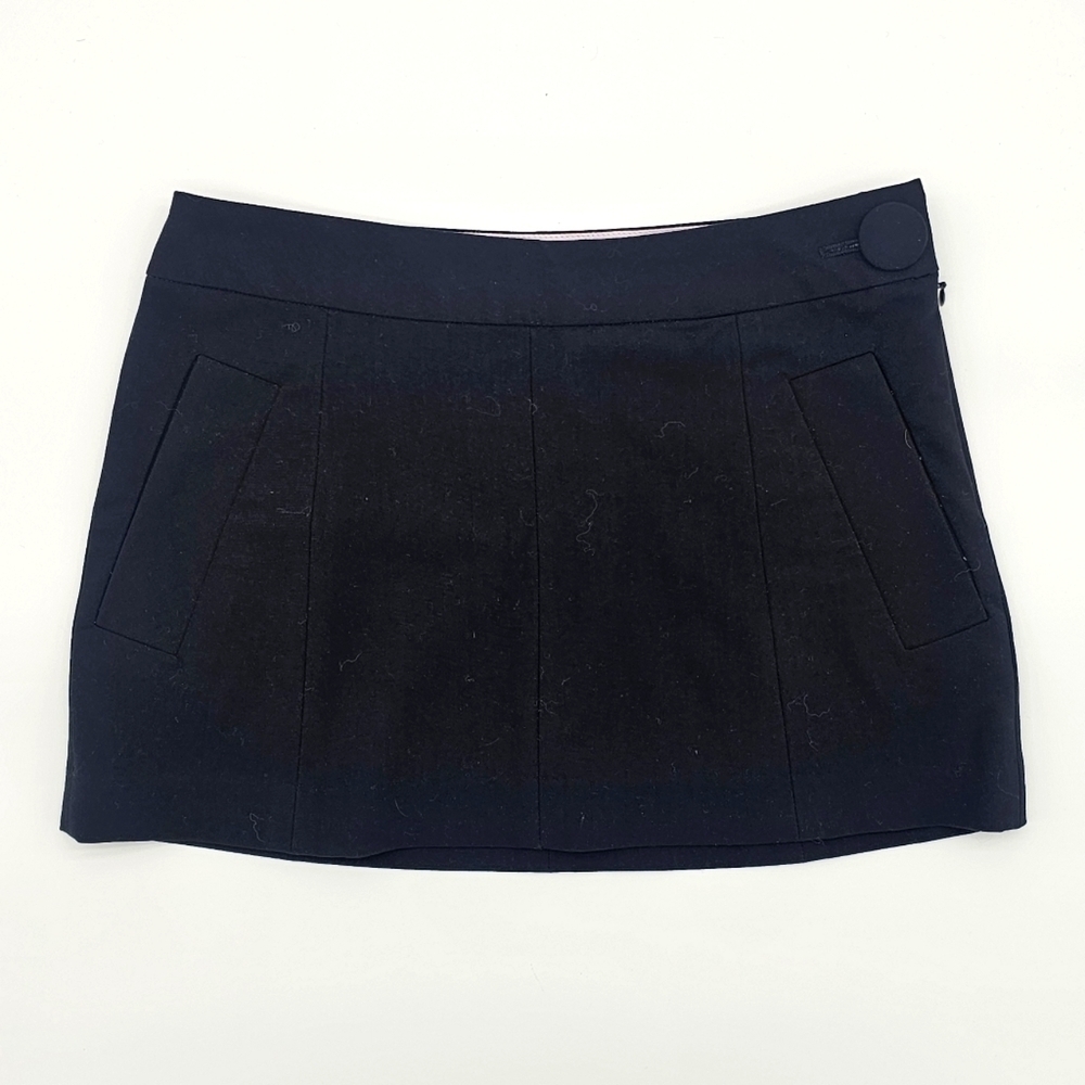 Guess Women's Black Stretch Mini Skirt, Size 24